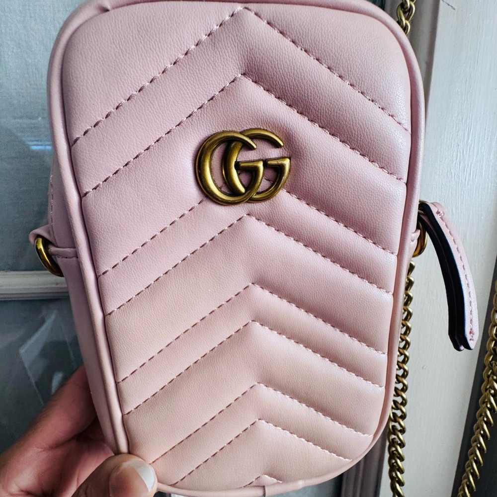Gucci Pink Chevron Crossbody Bag with Gold Logo